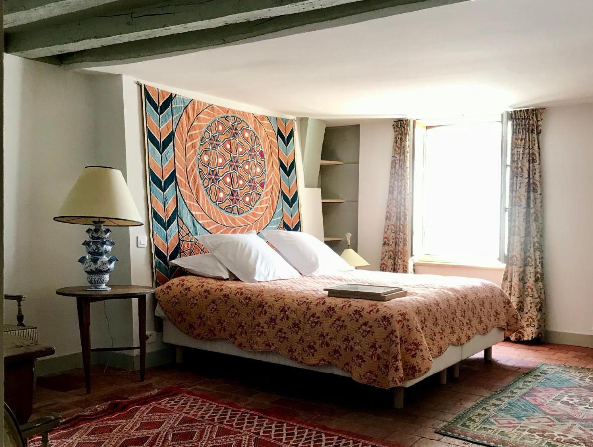 La Maison Jeanne D'Arc Saint-Fargeau  Værelse billede