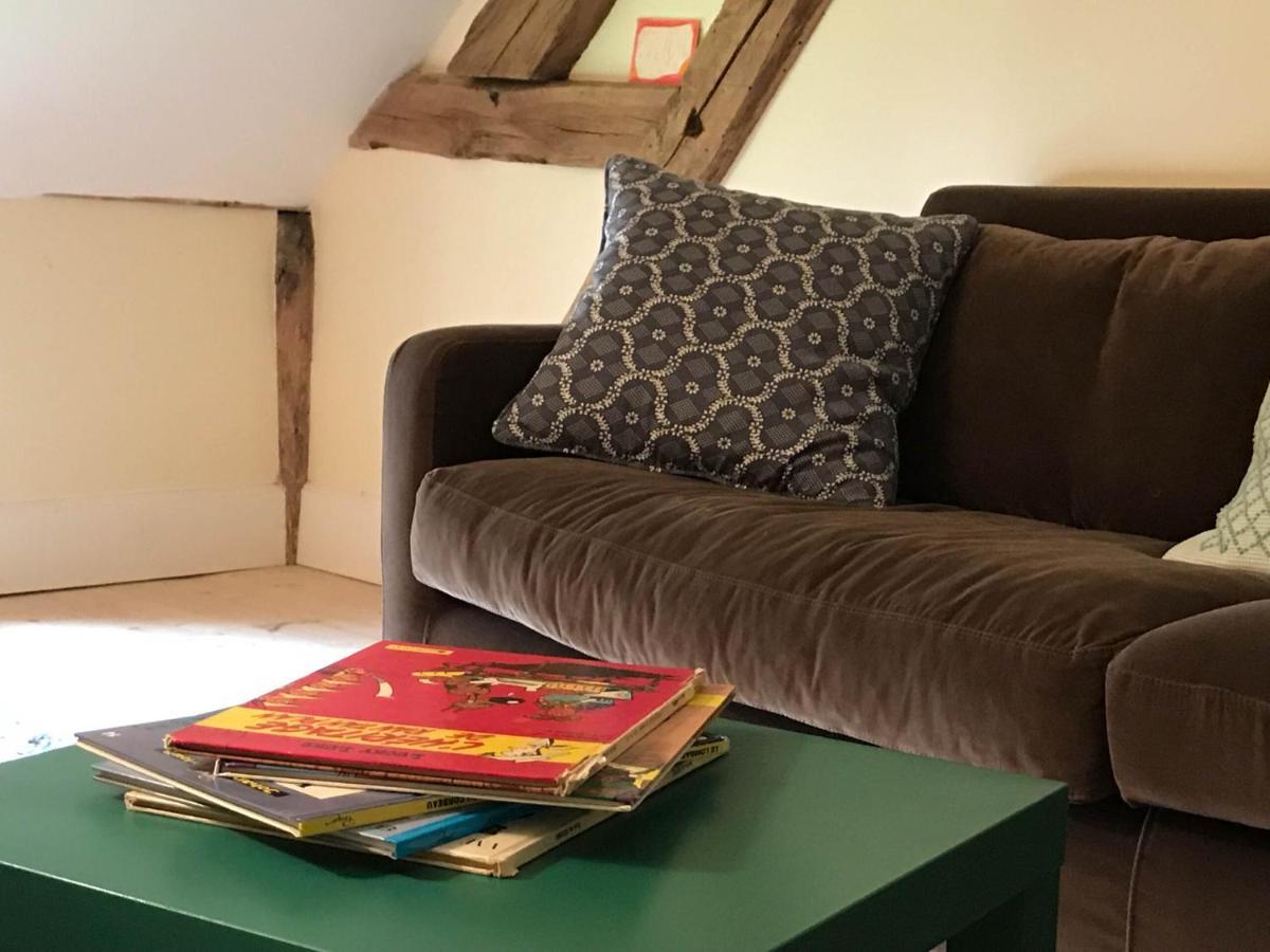 La Maison Jeanne D'Arc Saint-Fargeau  Eksteriør billede